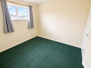 Bedroom- click for photo gallery